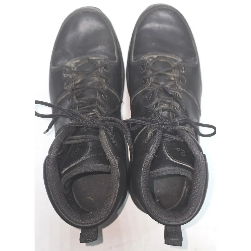 Nike acg manoa